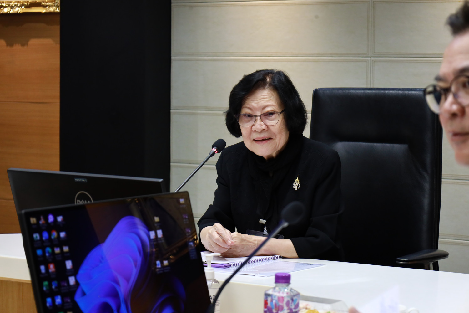 สจด. ต้อนรับคณะเลขานุการรัฐมนตรีประจำสำนักนายกรัฐมนตรี สจด. ต้อนรับคณะเลขานุการรัฐมนตรีประจำสำนักนายกรัฐมนตรี — 10 ธันวาคม 2025 — สถาบันเทคโนโลยีจิตรลดา CDTI