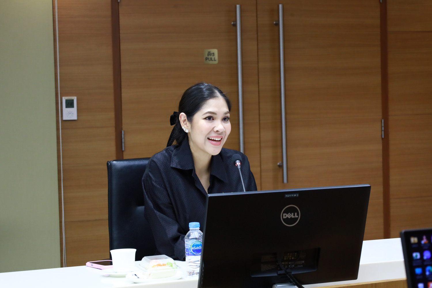 สจด. ต้อนรับคณะเลขานุการรัฐมนตรีประจำสำนักนายกรัฐมนตรี สจด. ต้อนรับคณะเลขานุการรัฐมนตรีประจำสำนักนายกรัฐมนตรี — 10 ธันวาคม 2025 — สถาบันเทคโนโลยีจิตรลดา CDTI