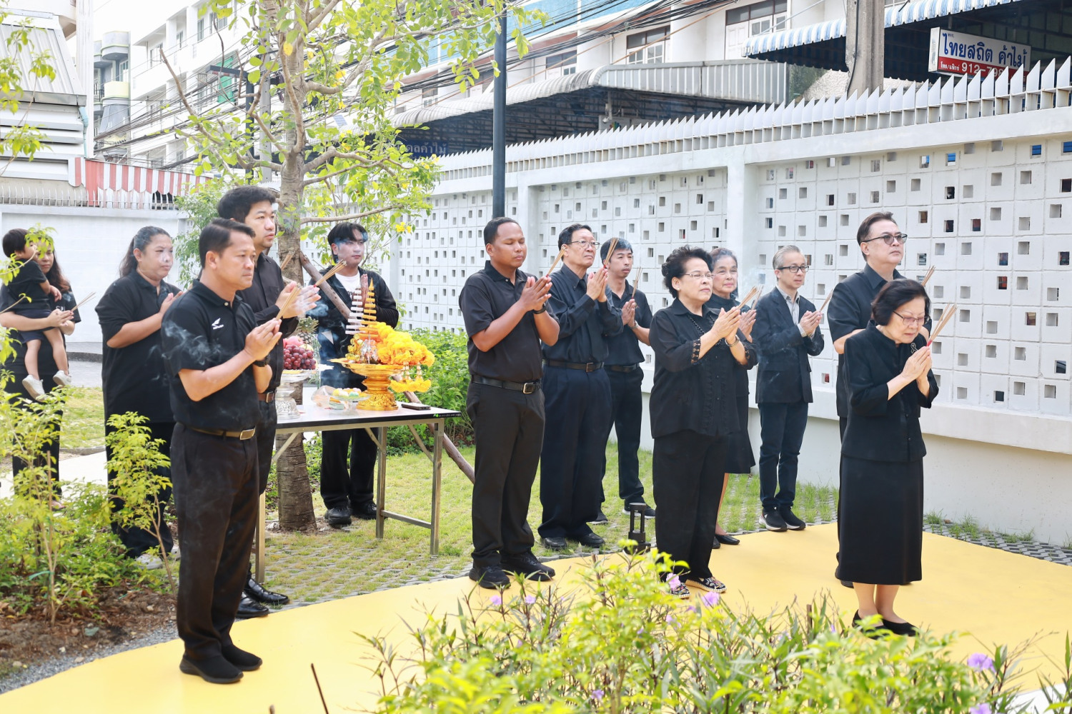 สจด. ร่วมทำบุญหอพักนักเรียนนักศึกษา และลานกีฬากลางแจ้ง สจด. ร่วมทำบุญหอพักนักเรียนนักศึกษา และลานกีฬากลางแจ้ง — 13 ธันวาคม 2025 — สถาบันเทคโนโลยีจิตรลดา CDTI