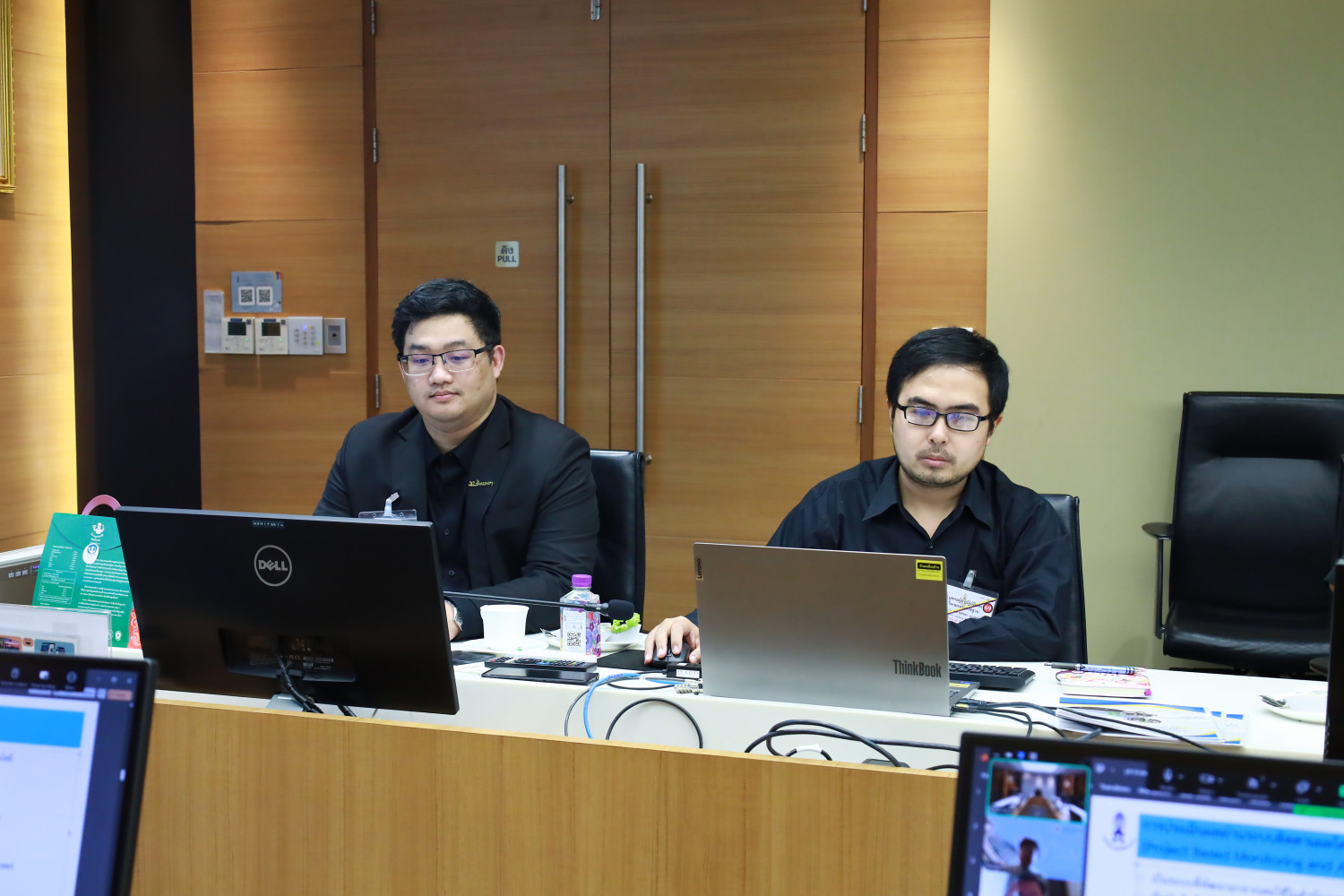 ประชุมคณะกรรมการติดตาม ตรวจสอบ และประเมินผลการปฏิบัติงานของสถาบันเทคโนโลยีจิตรลดา ประชุมคณะกรรมการติดตาม ตรวจสอบ และประเมินผลการปฏิบัติงานของสถาบันเทคโนโลยีจิตรลดา — 19 ธันวาคม 2025 — สถาบันเทคโนโลยีจิตรลดา CDTI