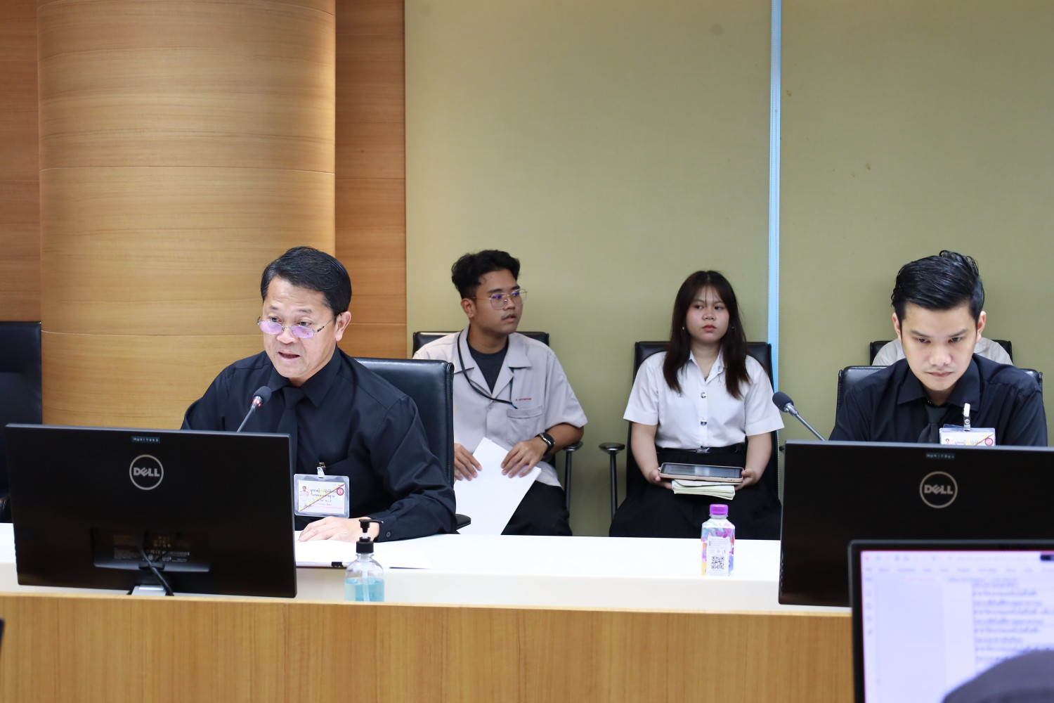 ประชุมคณะกรรมการบริหารกิจการนักเรียนนักศึกษาและคณะกรรมการทุนการศึกษา ประชุมคณะกรรมการบริหารกิจการนักเรียนนักศึกษาและคณะกรรมการทุนการศึกษา — 26 ธันวาคม 2025 — สถาบันเทคโนโลยีจิตรลดา CDTI