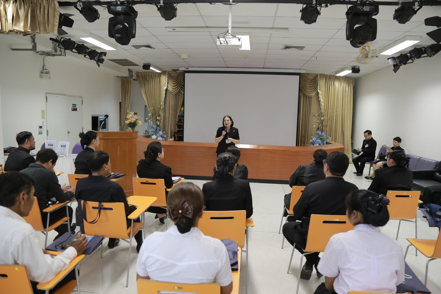 สจด. ต้อนรับคณะผู้บริหาร ครู และนักเรียนศูนย์ส่งเสริมการเรียนรู้ ระดับอำเภอวัดสิงห์ จังหวัดชัยนาท สจด. ต้อนรับคณะผู้บริหาร ครู และนักเรียนศูนย์ส่งเสริมการเรียนรู้ ระดับอำเภอวัดสิงห์ จังหวัดชัยนาท — 31 มกราคม 2026 — สถาบันเทคโนโลยีจิตรลดา CDTI