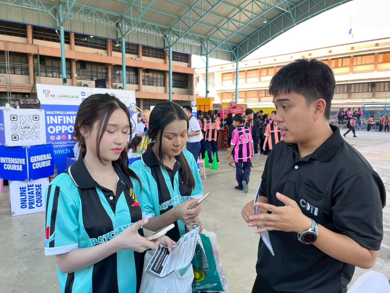 สจด. ร่วมงานแนะนำหลักสูตรศึกษาต่อของโรงเรียนบดินทรเดชา (สิงห์ สิงหเสนี) นนทบุรี — 3 ธันวาคม 2025 — สถาบันเทคโนโลยีจิตรลดา CDTI