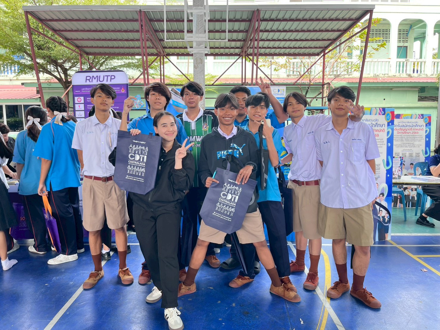 สจด. ร่วมงานแนะนำหลักสูตรศึกษาต่อของโรงเรียนบางมดวิทยา "สีสุกหวาดจวนอุปถัมภ์" สจด. ร่วมงานแนะนำหลักสูตรศึกษาต่อของโรงเรียนบางมดวิทยา "สีสุกหวาดจวนอุปถัมภ์" — 12 ธันวาคม 2025 — สถาบันเทคโนโลยีจิตรลดา CDTI