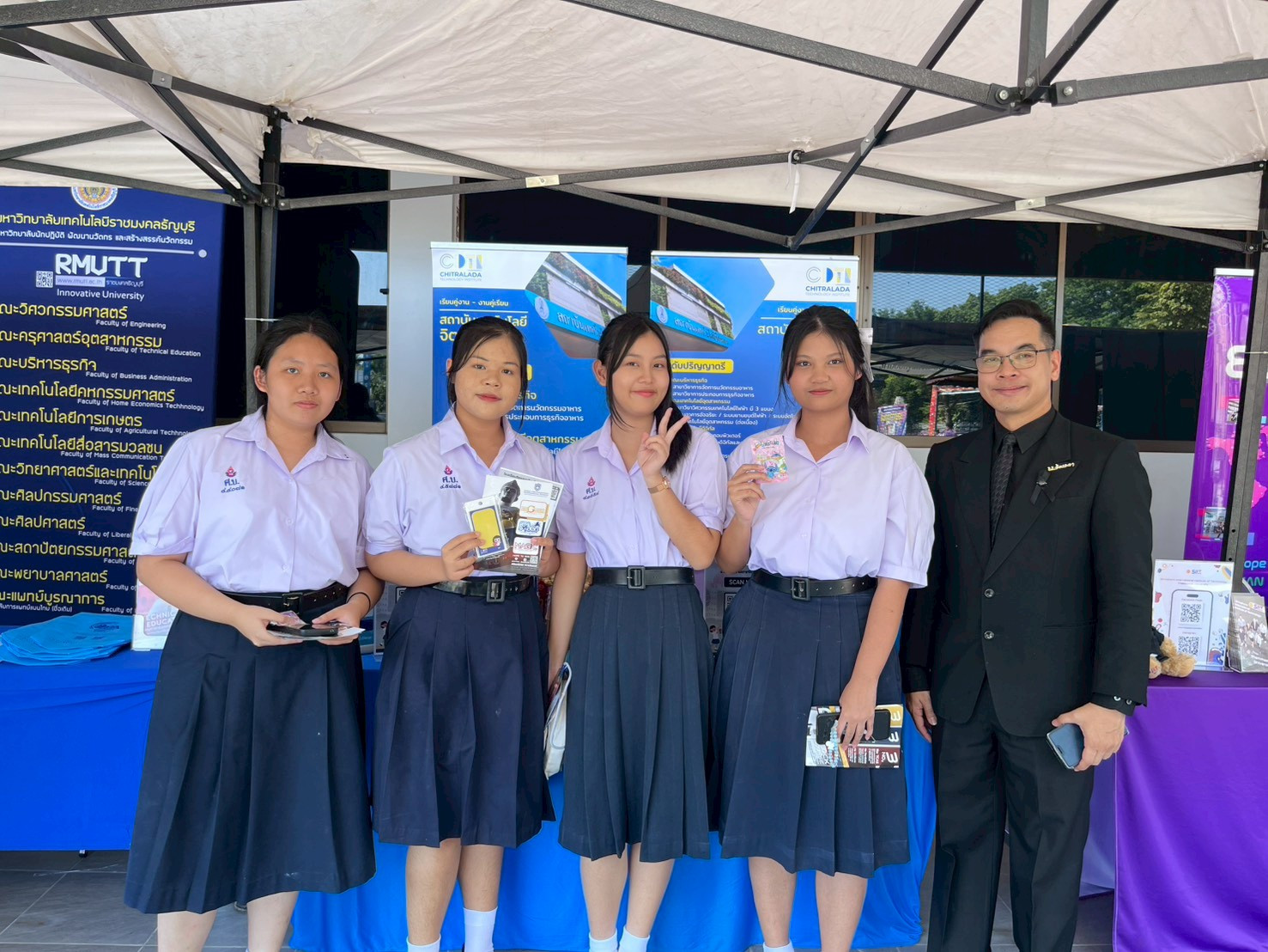 สจด. ร่วมงานแนะนำหลักสูตรศึกษาต่อของโรงเรียนศรีบุณยานนท์ สจด. ร่วมงานแนะนำหลักสูตรศึกษาต่อของโรงเรียนศรีบุณยานนท์ — 3 ธันวาคม 2025 — สถาบันเทคโนโลยีจิตรลดา CDTI