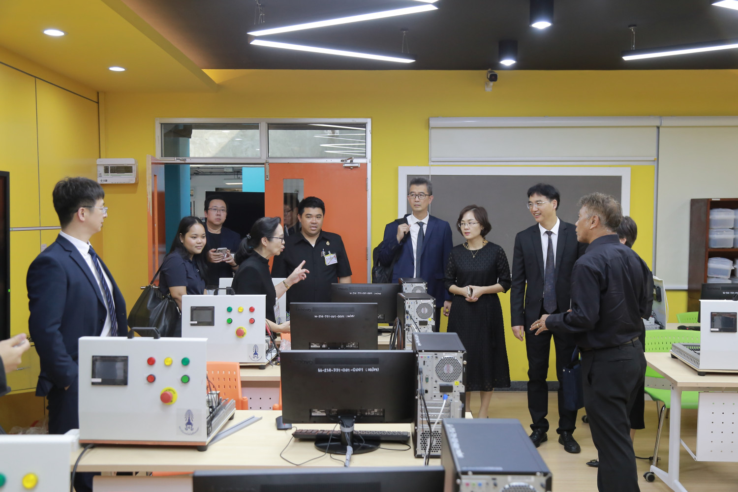 ต้อนรับคณะ Shunde Polytechnic University และ Midea Group ต้อนรับคณะ Shunde Polytechnic University และ Midea Group — 19 ธันวาคม 2025 — สถาบันเทคโนโลยีจิตรลดา CDTI
