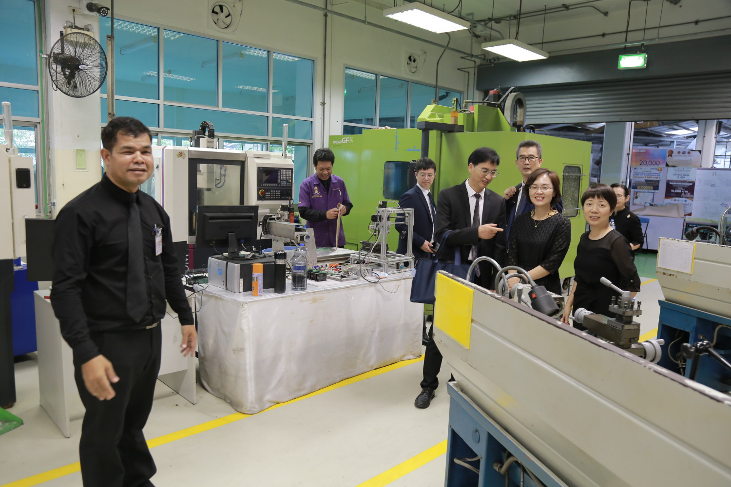 ต้อนรับคณะ Shunde Polytechnic University และ Midea Group ต้อนรับคณะ Shunde Polytechnic University และ Midea Group — 19 ธันวาคม 2025 — สถาบันเทคโนโลยีจิตรลดา CDTI