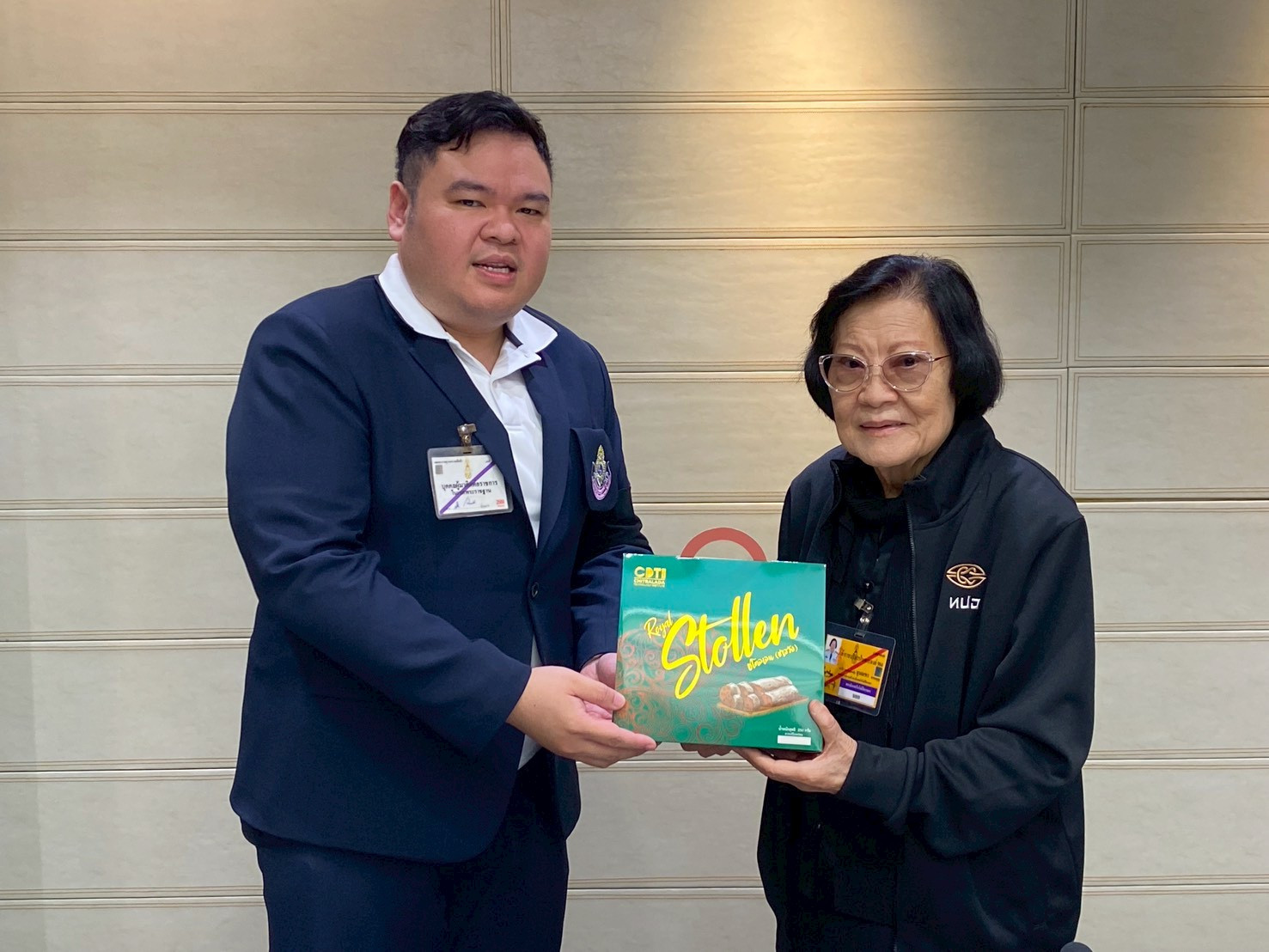 สจด. ต้อนรับคณะผู้บริหารโรงเรียนสีตบุตรบำรุง เข้าพบอธิการบดีสถาบันเทคโนโลยีจิตรลดา อวยพรปีใหม่ ๒๕๖๙ พร้อมรายงานความคืบหน้าความร่วมมือทางวิชาการ สจด. ต้อนรับคณะผู้บริหารโรงเรียนสีตบุตรบำรุง เข้าพบอธิการบดีสถาบันเทคโนโลยีจิตรลดา อวยพรปีใหม่ ๒๕๖๙ พร้อมรายงานความคืบหน้าความร่วมมือทางวิชาการ — 23 มกราคม 2026 — สถาบันเทคโนโลยีจิตรลดา CDTI