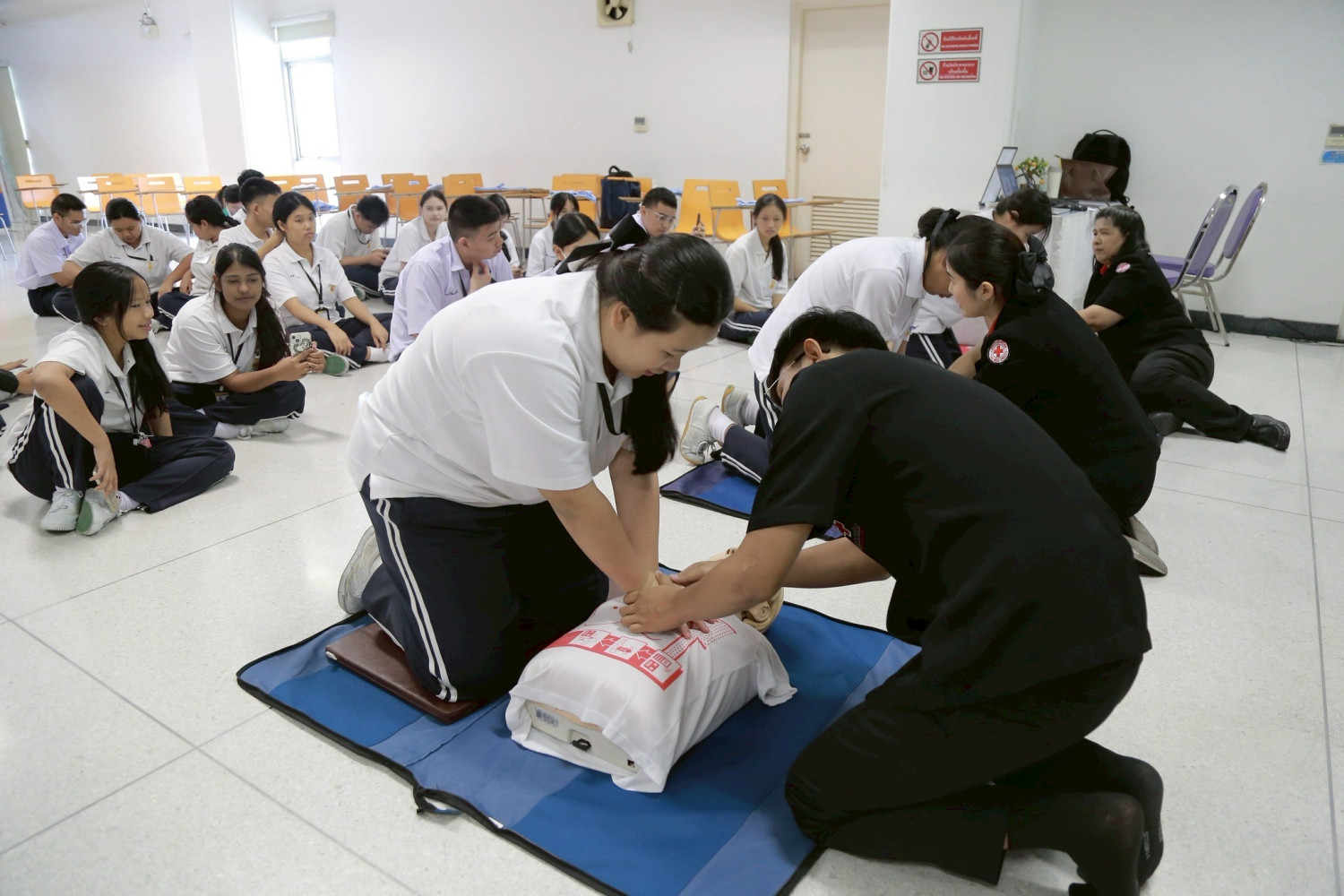 สจด. จัดกิจกรรมการฝึกปฐมพยาบาลเบื้องต้น ประจำภาคเรียนที่ 2 /2568 สจด. จัดกิจกรรมการฝึกปฐมพยาบาลเบื้องต้น ประจำภาคเรียนที่ 2 /2568 — 31 มกราคม 2026 — สถาบันเทคโนโลยีจิตรลดา CDTI