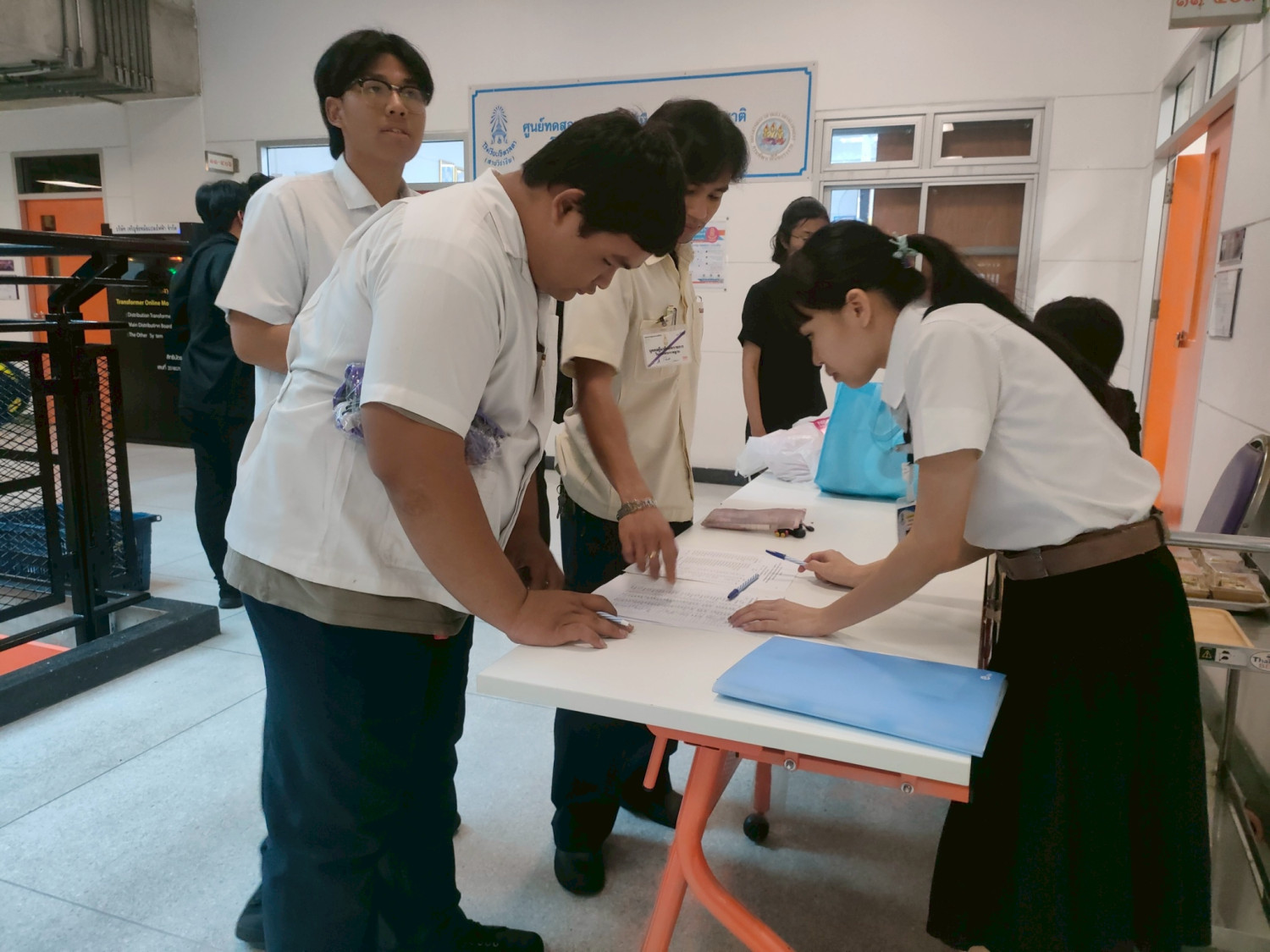 สจด. เป็นเจ้าภาพจัดแข่งขันทักษะวิชาชีพ “ไฟฟ้า-ยานยนต์” เวทีอาชีวศึกษาเอกชนระดับชาติ ปีการศึกษา 2568 มุ่งยกระดับมาตรฐานฝีมือแรงงานสู่สากล สจด. เป็นเจ้าภาพจัดแข่งขันทักษะวิชาชีพ “ไฟฟ้า-ยานยนต์” เวทีอาชีวศึกษาเอกชนระดับชาติ ปีการศึกษา 2568 มุ่งยกระดับมาตรฐานฝีมือแรงงานสู่สากล — 23 มกราคม 2026 — สถาบันเทคโนโลยีจิตรลดา CDTI