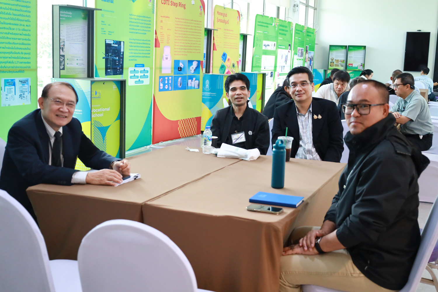 พิธีปฐมนิเทศ โครงการอบรมหลักสูตรการพัฒนาสมรรถนะผู้ปฏิบัติงานด้านมาตรฐานและความปลอดภัยในยานยนต์ไฟฟ้า และสถานีอัดประจุ รุ่นที่ 2 พิธีปฐมนิเทศ โครงการอบรมหลักสูตรการพัฒนาสมรรถนะผู้ปฏิบัติงานด้านมาตรฐานและความปลอดภัยในยานยนต์ไฟฟ้า และสถานีอัดประจุ รุ่นที่ 2 — 3 กุมภาพันธ์ 2026 — สถาบันเทคโนโลยีจิตรลดา CDTI