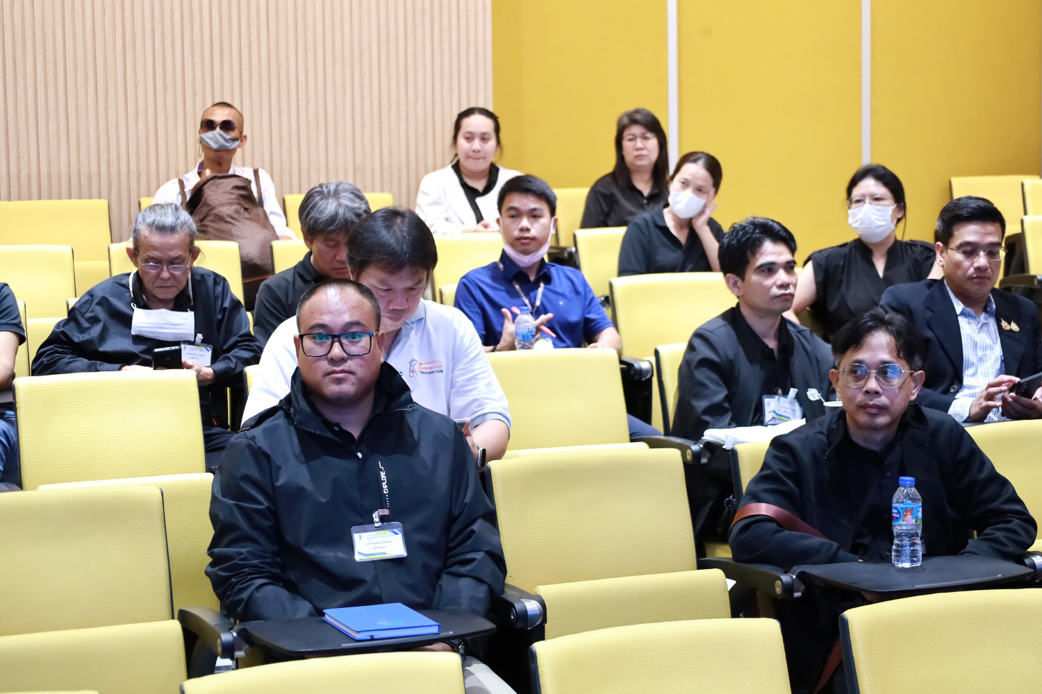 พิธีปฐมนิเทศ โครงการอบรมหลักสูตรการพัฒนาสมรรถนะผู้ปฏิบัติงานด้านมาตรฐานและความปลอดภัยในยานยนต์ไฟฟ้า และสถานีอัดประจุ รุ่นที่ 2 พิธีปฐมนิเทศ โครงการอบรมหลักสูตรการพัฒนาสมรรถนะผู้ปฏิบัติงานด้านมาตรฐานและความปลอดภัยในยานยนต์ไฟฟ้า และสถานีอัดประจุ รุ่นที่ 2 — 3 กุมภาพันธ์ 2026 — สถาบันเทคโนโลยีจิตรลดา CDTI