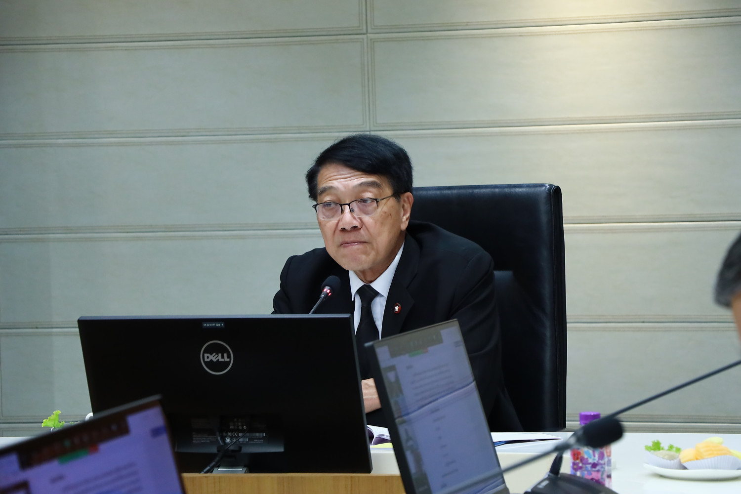 ประชุมคณะกรรมการติดตาม ตรวจสอบ และประเมินผลการปฏิบัติงานของสถาบันเทคโนโลยีจิตรลดา ประชุมคณะกรรมการติดตาม ตรวจสอบ และประเมินผลการปฏิบัติงานของสถาบันเทคโนโลยีจิตรลดา — 24 มกราคม 2026 — สถาบันเทคโนโลยีจิตรลดา CDTI