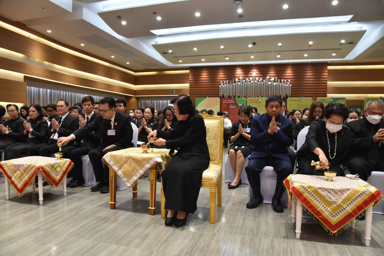 สจด. ร่วมพิธีบำเพ็ญกุศล เพื่ออุทิศถวายเป็นพระราชกุศลแด่ สมเด็จพระนางเจ้าสิริกิติ์ พระบรมราชินีนาถ พระบรมราชชนนีพันปีหลวง เนื่องในโอกาสพระราชพิธีบำเพ็ญพระราชกุศลสตมวาร ๑๐๐ วัน สจด. ร่วมพิธีบำเพ็ญกุศล เพื่ออุทิศถวายเป็นพระราชกุศลแด่ สมเด็จพระนางเจ้าสิริกิติ์ พระบรมราชินีนาถ พระบรมราชชนนีพันปีหลวง เนื่องในโอกาสพระราชพิธีบำเพ็ญพระราชกุศลสตมวาร ๑๐๐ วัน — 30 มกราคม 2026 — สถาบันเทคโนโลยีจิตรลดา CDTI