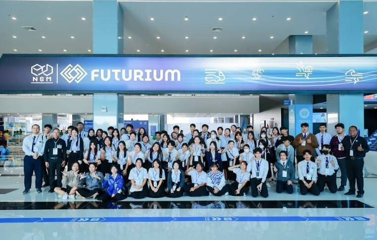 สจด. นำนักศึกษาเยี่ยมชมพิพิธภัณฑ์พระรามเก้า และ FUTURIUM ศูนย์นวัตกรรมแห่งอนาคต สจด. นำนักศึกษาเยี่ยมชมพิพิธภัณฑ์พระรามเก้า และ FUTURIUM ศูนย์นวัตกรรมแห่งอนาคต — 23 มกราคม 2026 — สถาบันเทคโนโลยีจิตรลดา CDTI