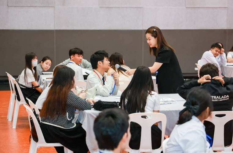 สจด. นำนักศึกษาเยี่ยมชมพิพิธภัณฑ์พระรามเก้า และ FUTURIUM ศูนย์นวัตกรรมแห่งอนาคต สจด. นำนักศึกษาเยี่ยมชมพิพิธภัณฑ์พระรามเก้า และ FUTURIUM ศูนย์นวัตกรรมแห่งอนาคต — 23 มกราคม 2026 — สถาบันเทคโนโลยีจิตรลดา CDTI