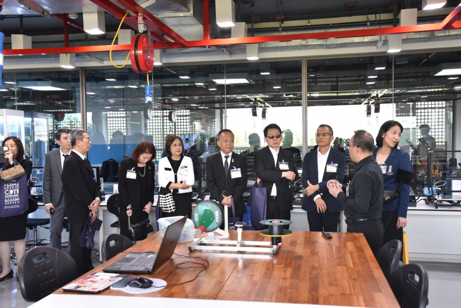 สจด. ต้อนรับคณะผู้ทรงคุณวุฒิแผนกคดีทรัพย์สินทางปัญญา สจด. ต้อนรับคณะผู้ทรงคุณวุฒิแผนกคดีทรัพย์สินทางปัญญา — 29 มกราคม 2026 — สถาบันเทคโนโลยีจิตรลดา CDTI