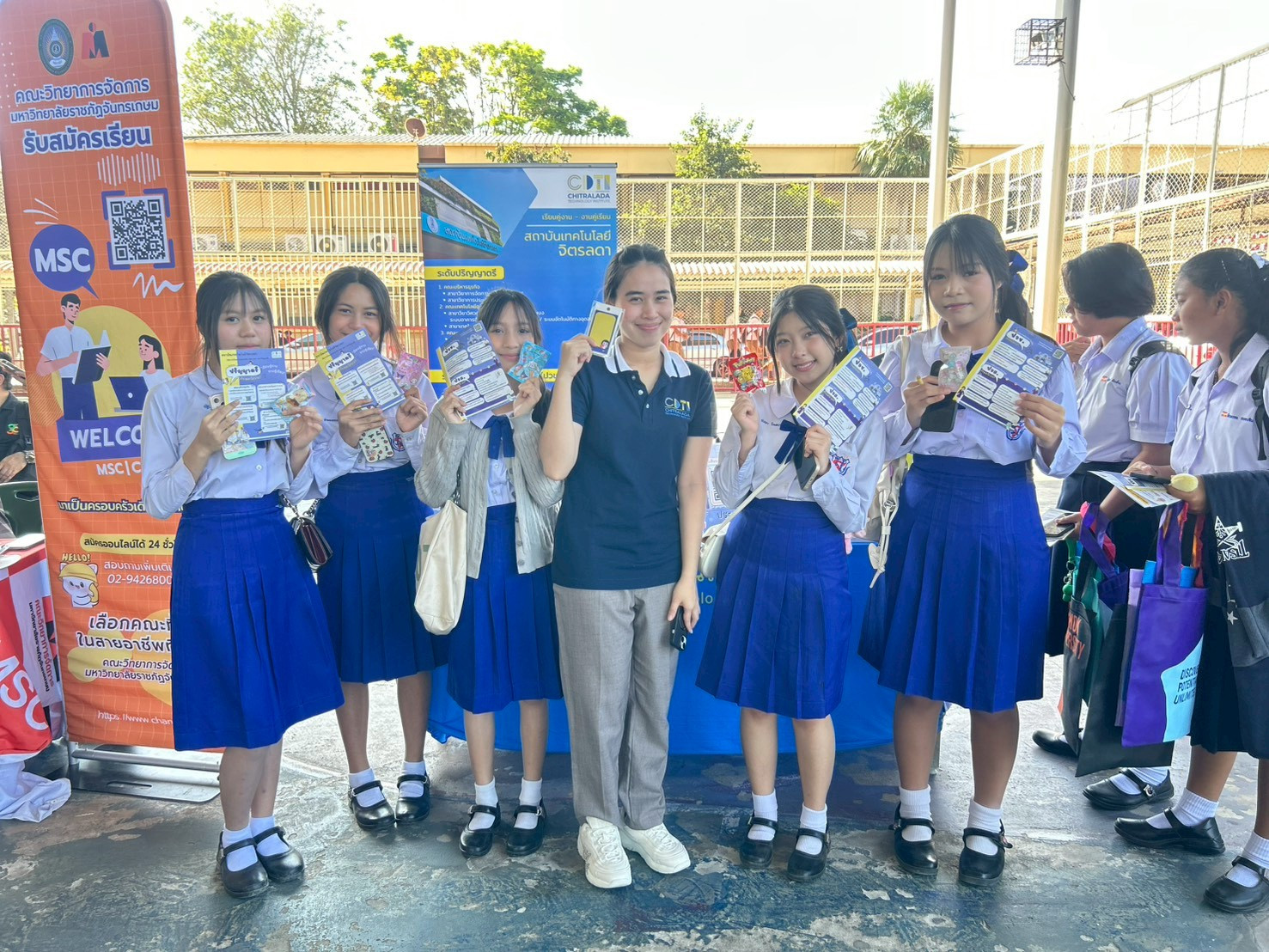 สจด. ร่วมงานแนะแนวศึกษาต่อ และจัดบูธงาน Open House โรงเรียนอยุธยาวิทยาลัย ประจำปีการศึกษา 2568 สจด. ร่วมงานแนะแนวศึกษาต่อ และจัดบูธงาน Open House โรงเรียนอยุธยาวิทยาลัย ประจำปีการศึกษา 2568 — 24 มกราคม 2026 — สถาบันเทคโนโลยีจิตรลดา CDTI