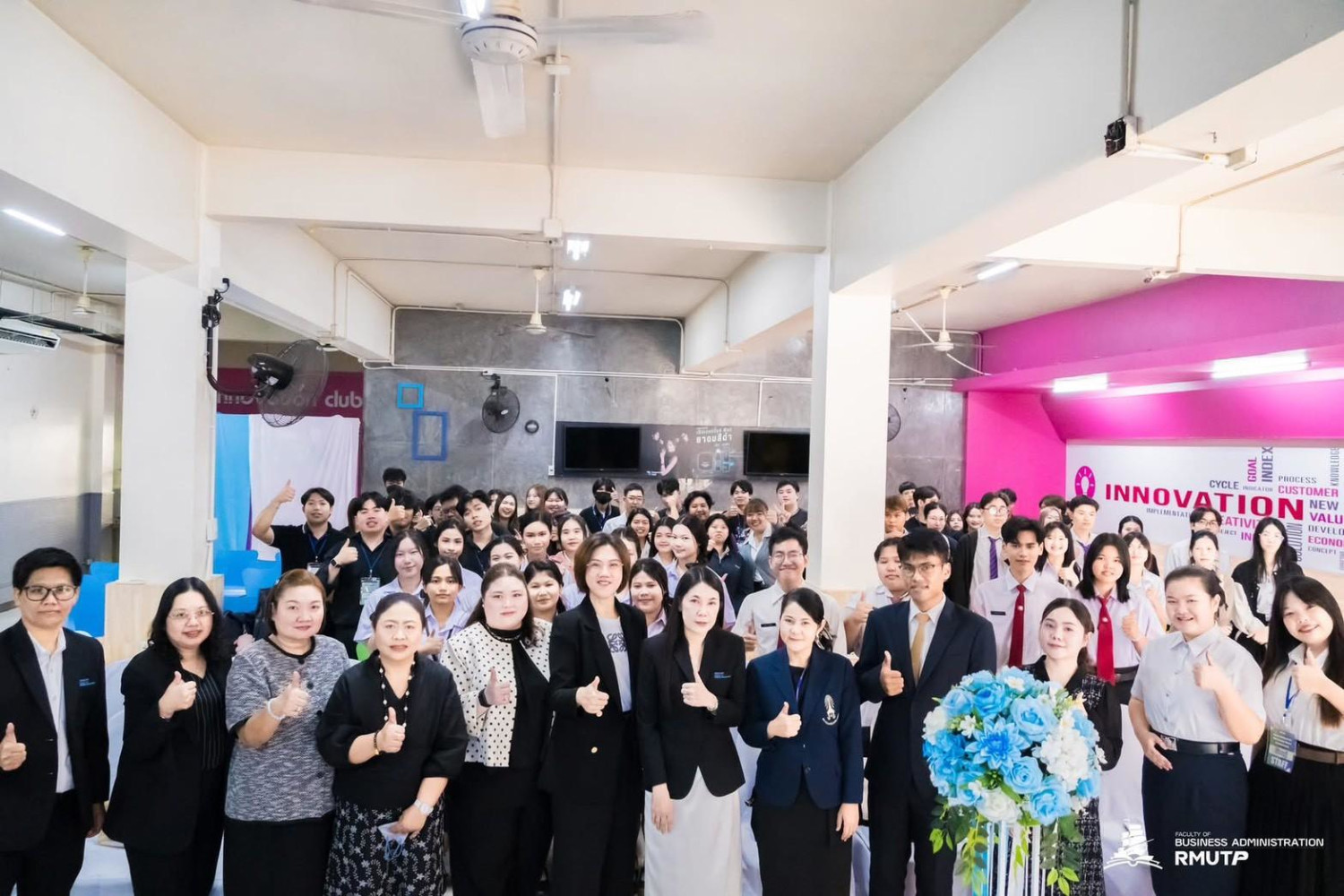 สจด.ขอแสดงความยินดีกับนักเรียนสาขาวิชาการตลาด คว้ารางวัลจากการแข่งขัน “Well-Being of Art: Marketing Meets Mind ศิลป์แห่งสุขสู่สุขภาวะที่ดีในมุมมองการตลาด” สจด.ขอแสดงความยินดีกับนักเรียนสาขาวิชาการตลาด คว้ารางวัลจากการแข่งขัน “Well-Being of Art: Marketing Meets Mind ศิลป์แห่งสุขสู่สุขภาวะที่ดีในมุมมองการตลาด” — 3 มีนาคม 2026 — สถาบันเทคโนโลยีจิตรลดา CDTI