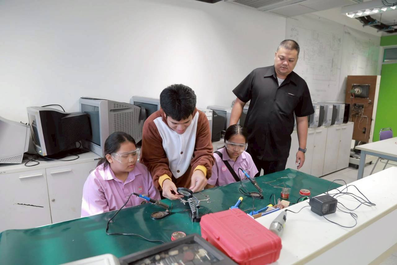 สจด.จัดโครงการ Vocational Next 2026 (V-NEXT) เส้นทางใหม่ของการเรียนรู้สายอาชีพ &mdash; 5 มีนาคม 2026 &mdash; สถาบันเทคโนโลยีจิตรลดา CDTI