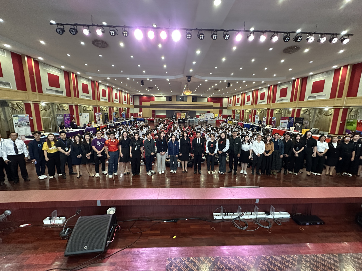 สจด. ร่วมจัดนิทรรศการแนะแนวการศึกษาต่อและอาชีพ โรงเรียนนวมินทราชินูทิศ สตรีวิทยา พุทธมณฑล ปีการศึกษา 2568 สจด. ร่วมจัดนิทรรศการแนะแนวการศึกษาต่อและอาชีพ โรงเรียนนวมินทราชินูทิศ สตรีวิทยา พุทธมณฑล ปีการศึกษา 2568 — 4 กุมภาพันธ์ 2026 — สถาบันเทคโนโลยีจิตรลดา CDTI