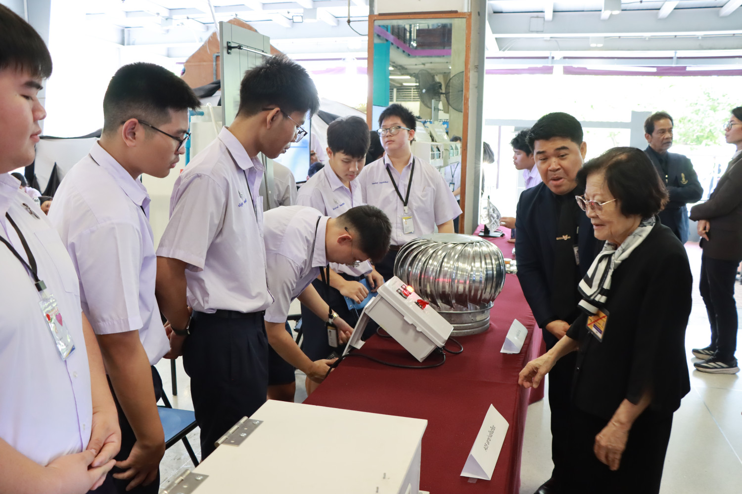 สจด. จัดงาน "ปริทัศน์นวัตกรรมสิ่งประดิษฐ์" ครั้งที่ ๒ หัวข้อ "สิ่งประดิษฐ์สู่การใช้ประโยชน์จริง" ประจำปีการศึกษา 2568 สจด. จัดงาน "ปริทัศน์นวัตกรรมสิ่งประดิษฐ์" ครั้งที่ ๒ หัวข้อ "สิ่งประดิษฐ์สู่การใช้ประโยชน์จริง" ประจำปีการศึกษา 2568 — 21 กุมภาพันธ์ 2026 — สถาบันเทคโนโลยีจิตรลดา CDTI