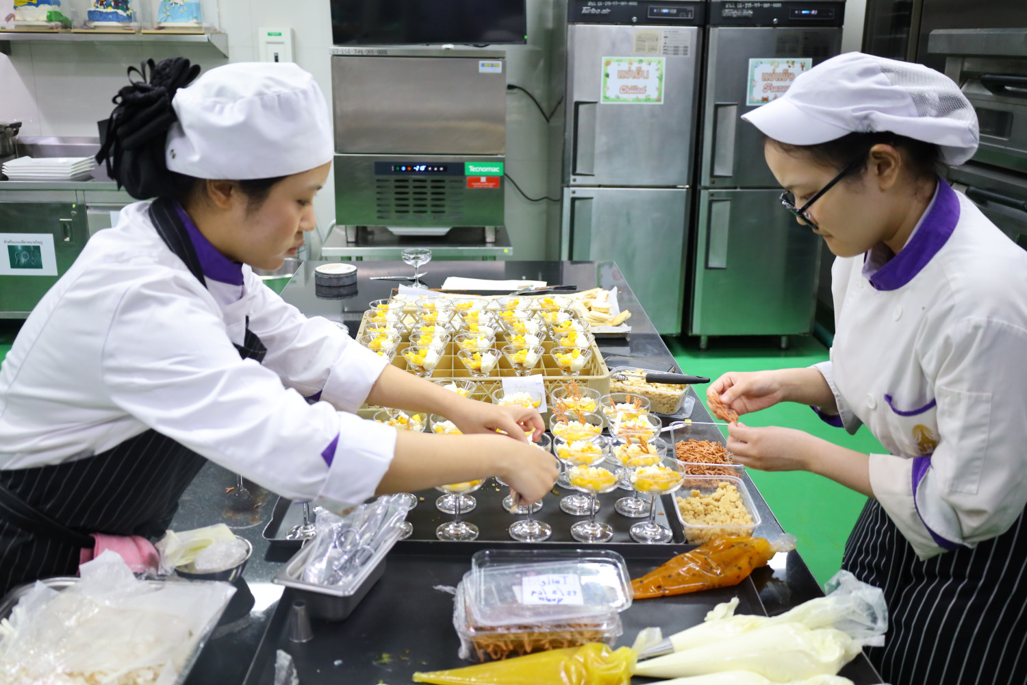 สจด. จัดโครงการพัฒนาทักษะปฏิบัติการประกอบอาหารแบบบูรณาการการเรียนรู้สู่ความเป็นมืออาชีพ เสริมศักยภาพนักเรียน ปวช. 3 และนักศึกษา ปวส. ก่อนฝึกงาน &mdash; 6 เมษายน 2026 &mdash; สถาบันเทคโนโลยีจิตรลดา CDTI