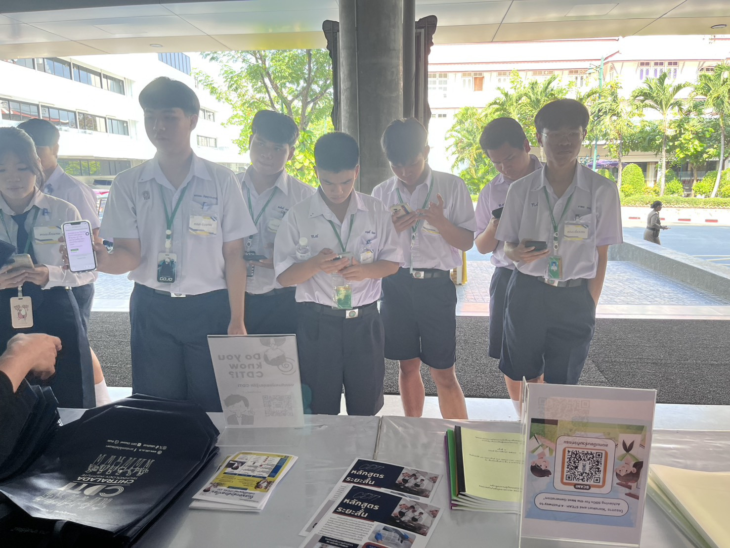 คณะเทคโนโลยีอุตสาหกรรมต้อนรับคณะศึกษาดูงานโรงเรียนเทศบาล 4 (เพาะชำ) คณะเทคโนโลยีอุตสาหกรรมต้อนรับคณะศึกษาดูงานโรงเรียนเทศบาล 4 (เพาะชำ) — 19 กุมภาพันธ์ 2026 — สถาบันเทคโนโลยีจิตรลดา CDTI