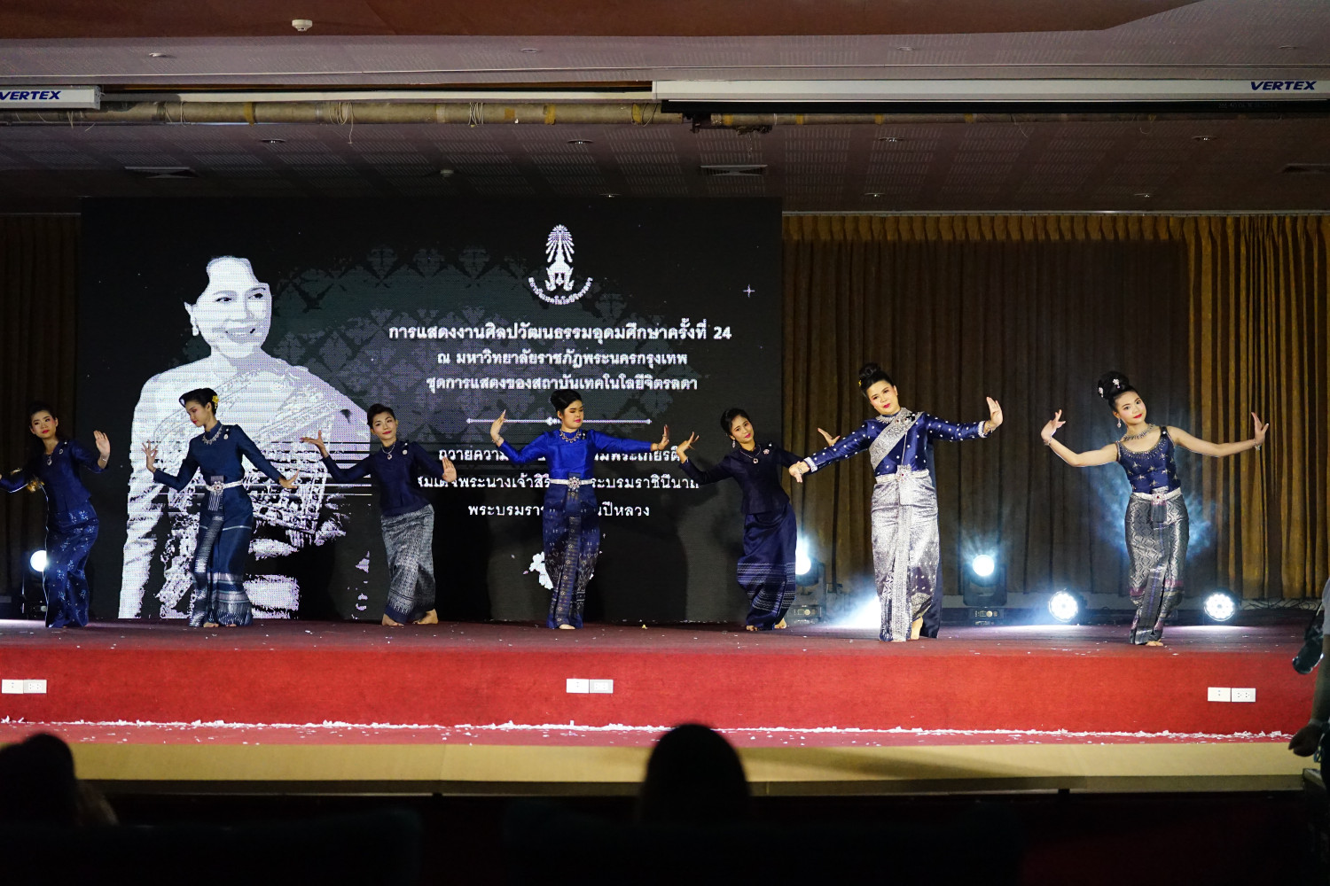 สจด. เข้าร่วมงานศิลปวัฒนธรรมอุดมศึกษา ครั้งที่ 24 สจด. เข้าร่วมงานศิลปวัฒนธรรมอุดมศึกษา ครั้งที่ 24 — 5 กุมภาพันธ์ 2026 — สถาบันเทคโนโลยีจิตรลดา CDTI