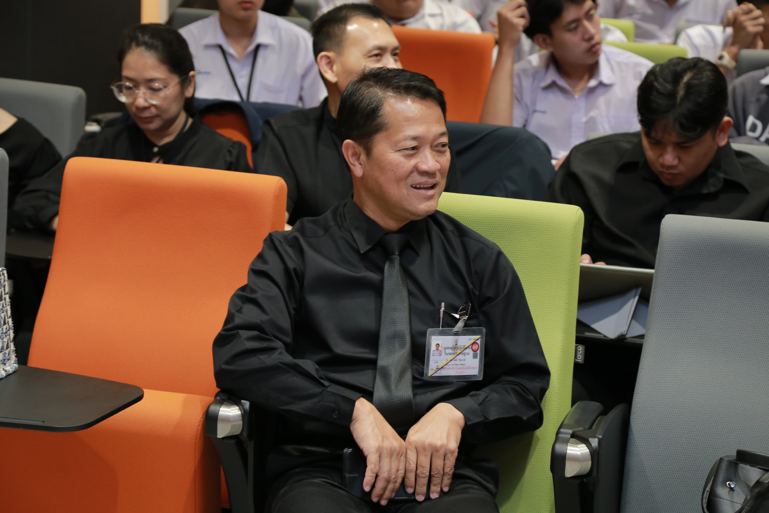 “เลขาฯ รมต.สันติ” เดินสาย “โรงเรียนจิตรลดาวิชาชีพ” รณรงค์สร้างโรงเรียนสีขาวปลอดบุหรี่ไฟฟ้า “เลขาฯ รมต.สันติ” เดินสาย “โรงเรียนจิตรลดาวิชาชีพ” รณรงค์สร้างโรงเรียนสีขาวปลอดบุหรี่ไฟฟ้า — 16 กุมภาพันธ์ 2026 — สถาบันเทคโนโลยีจิตรลดา CDTI