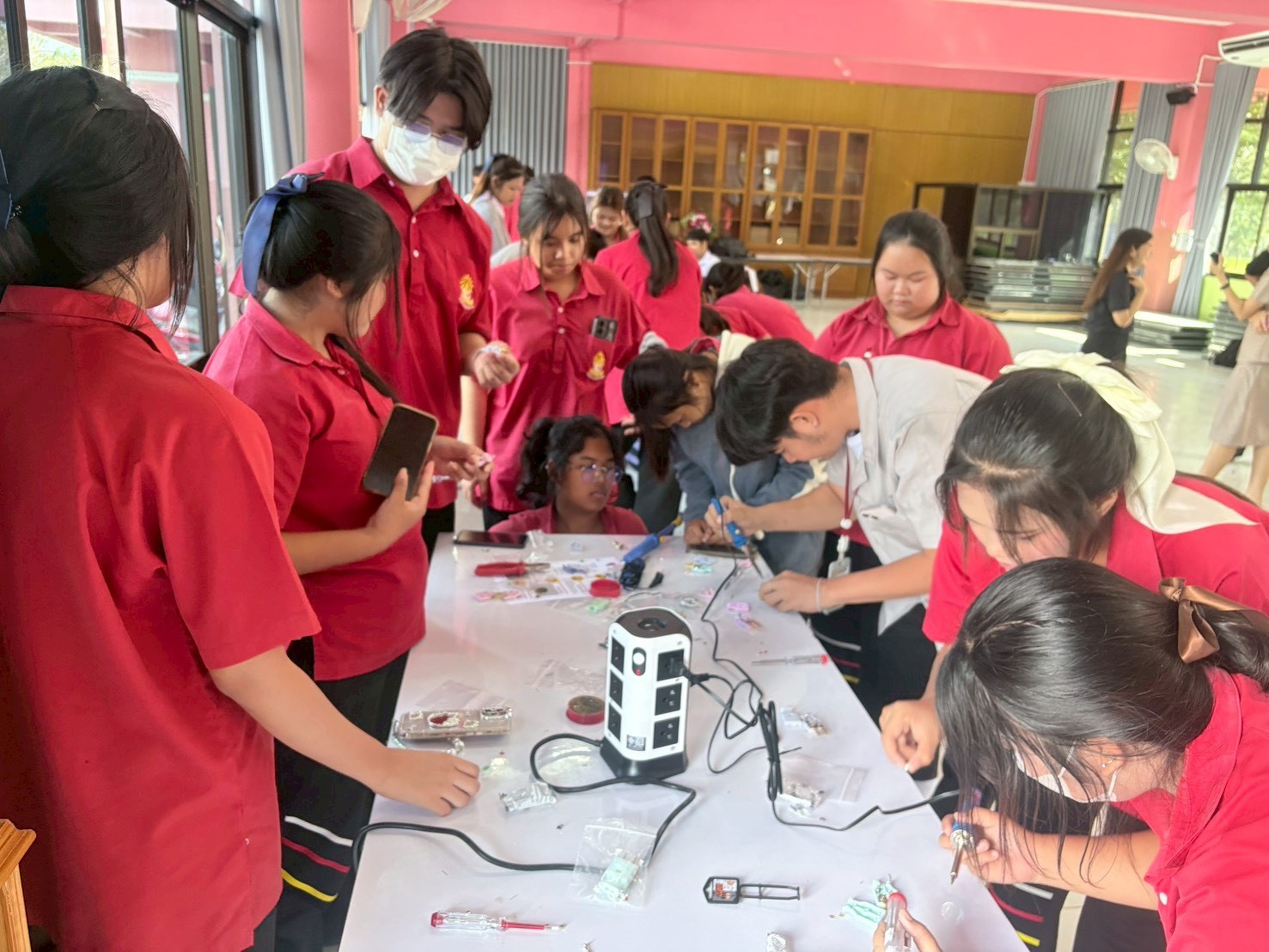 คณะเทคโนโลยีอุตสาหกรรมจัดโครงการพี่ชวนน้องเรียน CDTI ปีที่ 7 โรงเรียนสามโก้วิทยาคม คณะเทคโนโลยีอุตสาหกรรมจัดโครงการพี่ชวนน้องเรียน CDTI ปีที่ 7 โรงเรียนสามโก้วิทยาคม — 2 กุมภาพันธ์ 2026 — สถาบันเทคโนโลยีจิตรลดา CDTI