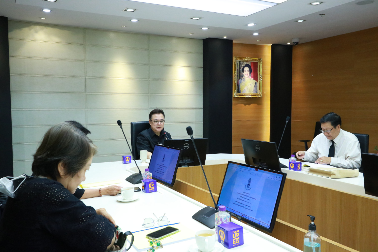 ประชุมคณะกรรมการบริหารหอพัก นักเรียนนักศึกษาสถาบันเทคโนโลยีจิตรลดา ครั้งที่ 52 ประชุมคณะกรรมการบริหารหอพัก นักเรียนนักศึกษาสถาบันเทคโนโลยีจิตรลดา ครั้งที่ 52 — 30 มีนาคม 2026 — สถาบันเทคโนโลยีจิตรลดา CDTI