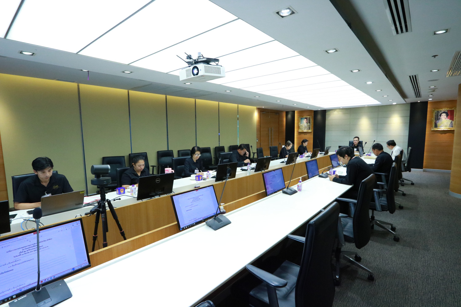 ประชุมคณะกรรมการบริหารหอพัก นักเรียนนักศึกษาสถาบันเทคโนโลยีจิตรลดา ครั้งที่ 52 ประชุมคณะกรรมการบริหารหอพัก นักเรียนนักศึกษาสถาบันเทคโนโลยีจิตรลดา ครั้งที่ 52 — 30 มีนาคม 2026 — สถาบันเทคโนโลยีจิตรลดา CDTI