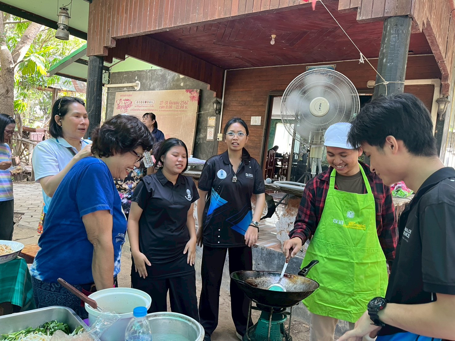 ชมรมศิลปะวัฒนธรรมเพื่อการอาชีพ จัดโครงการการทำอาหารคาวและขนมเพื่ออาชีพ &mdash; 23 เมษายน 2026 &mdash; สถาบันเทคโนโลยีจิตรลดา CDTI