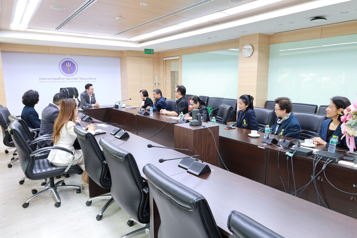 สจด. เข้าแสดงความยินดี รมว.อว. คนใหม่พร้อมประกาศเดินหน้าขานรับนโยบาย MHESI Action Plan 2026-2030 &mdash; 18 เมษายน 2026 &mdash; สถาบันเทคโนโลยีจิตรลดา CDTI