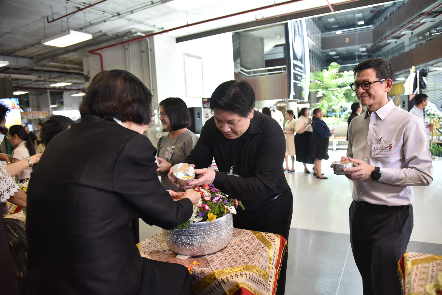 สจด. จัด “สงกรานต์คลายร้อน ต้อนรับปีใหม่ไทย” สืบสานประเพณีไทย &mdash; 9 เมษายน 2026 &mdash; สถาบันเทคโนโลยีจิตรลดา CDTI