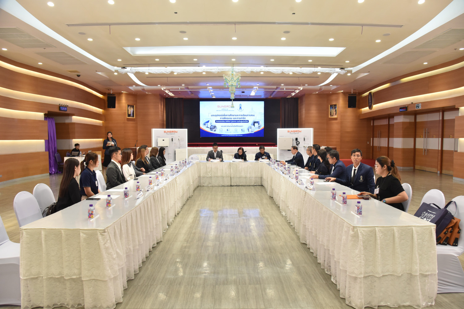 สจด. รับมอบชุดฝึกระบบโซล่าเซลล์ หนุนผลิตกำลังคนด้านพลังงานสะอาด &mdash; 29 เมษายน 2026 &mdash; สถาบันเทคโนโลยีจิตรลดา CDTI