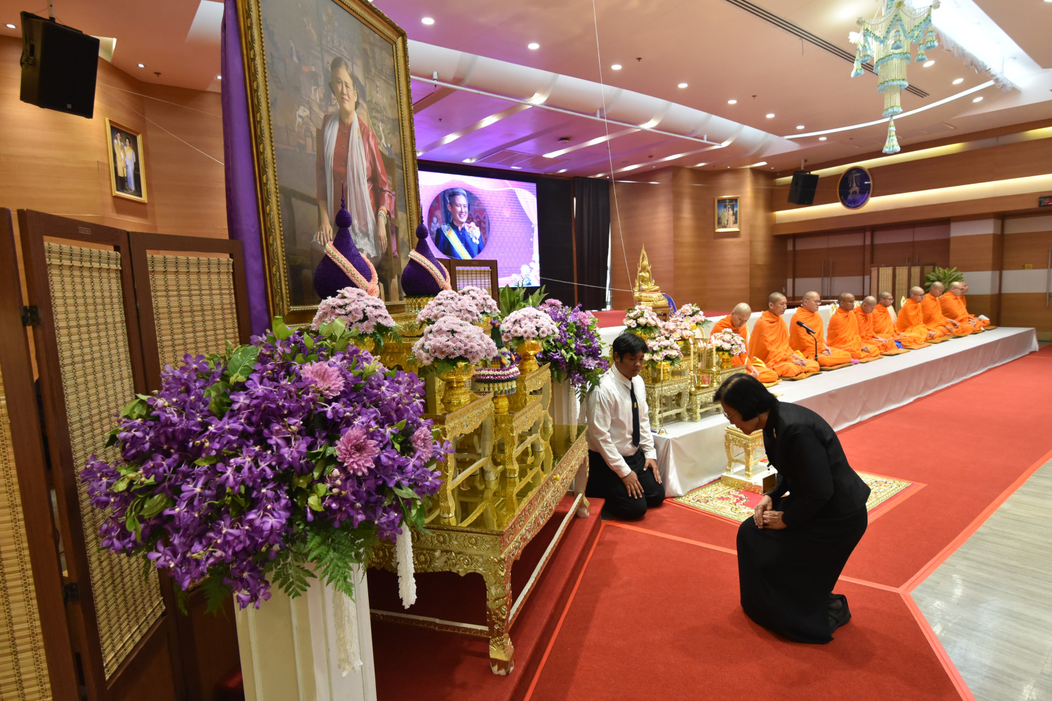 สจด. ร่วมพิธีเจริญพระพุทธมนต์และถวายภัตตาหาร ถวายเป็นพระระราชกุศลเนื่องในวันคล้ายวันพระราชสมภพสมเด็จพระกนิษฐาธิราชเจ้า กรมสมเด็จพระเทพรัตนราชสุดาฯ สยามบรมราชกุมารี และเนื่องในวันสถาปนาสถาบันเทคโนโลยีจิตรลดา &mdash; 3 เมษายน 2026 &mdash; สถาบันเทคโนโลยีจิตรลดา CDTI