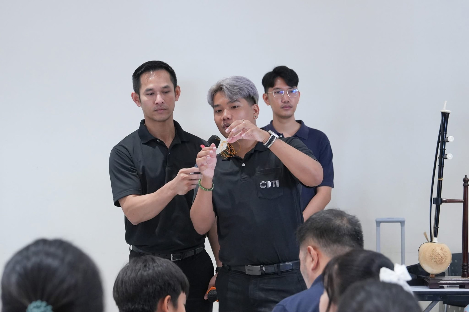 สจด. ร่วมสืบสานภูมิปัญญาไทย ผ่านกิจกรรม “รู้ซอ รู้ซ่อม รู้รักษา” สจด. ร่วมสืบสานภูมิปัญญาไทย ผ่านกิจกรรม “รู้ซอ รู้ซ่อม รู้รักษา” — 13 เมษายน 2026 — สถาบันเทคโนโลยีจิตรลดา CDTI