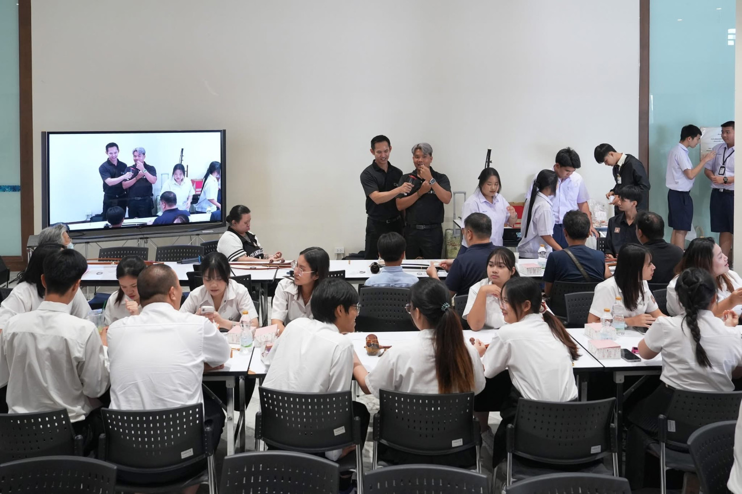 สจด. ร่วมสืบสานภูมิปัญญาไทย ผ่านกิจกรรม “รู้ซอ รู้ซ่อม รู้รักษา” สจด. ร่วมสืบสานภูมิปัญญาไทย ผ่านกิจกรรม “รู้ซอ รู้ซ่อม รู้รักษา” — 13 เมษายน 2026 — สถาบันเทคโนโลยีจิตรลดา CDTI