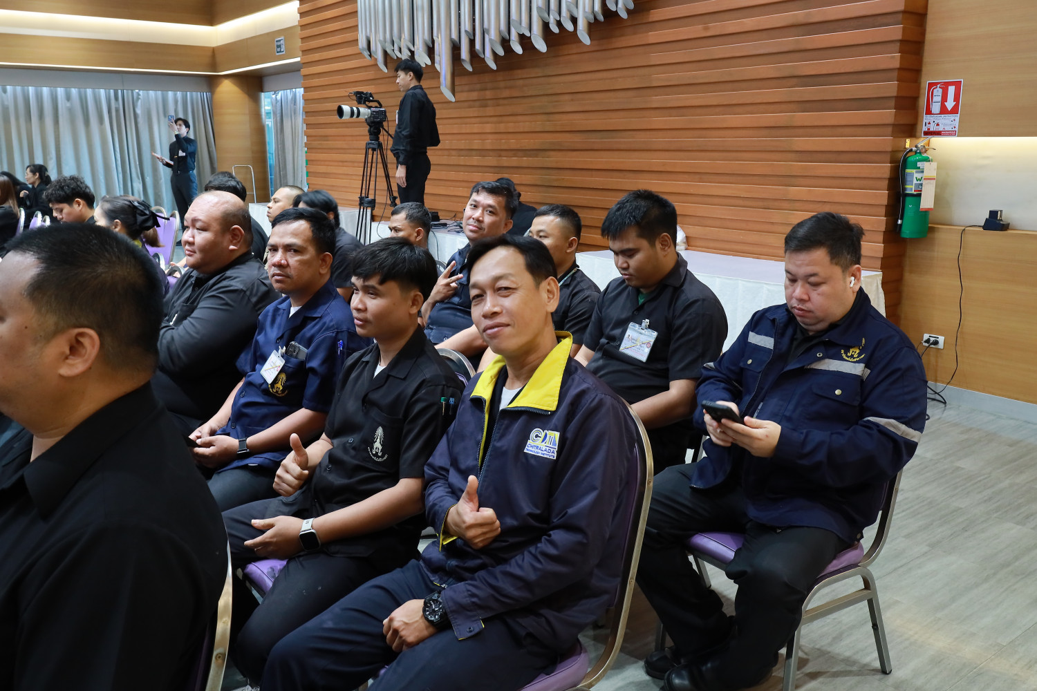 สจด. เดินหน้า “CDTI หัวใจเดียวกัน” ผนึกพลังบุคลากร ขับเคลื่อนแผนยุทธศาสตร์ &mdash; 3 พฤษภาคม 2026 &mdash; สถาบันเทคโนโลยีจิตรลดา CDTI
