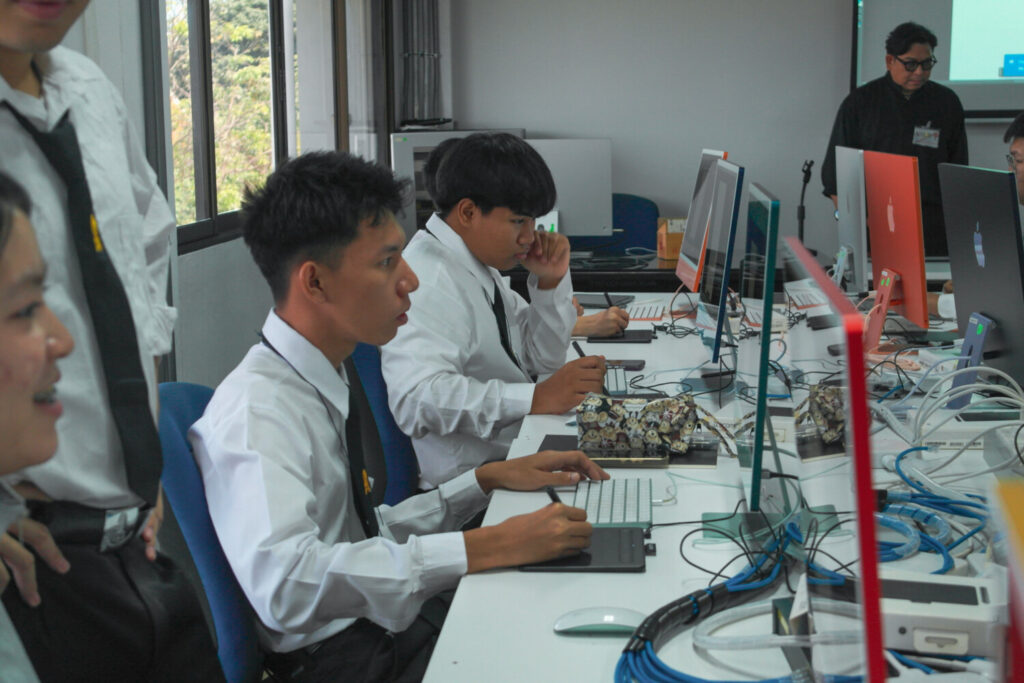 โครงการเตรียมความพร้อมและปรับพื้นฐานสำหรับนักศึกษาใหม่ สาขาออกแบบดิจิทัลและเทคโนโลยี รุ่นที่ 69 โครงการเตรียมความพร้อมและปรับพื้นฐานสำหรับนักศึกษาใหม่ สาขาออกแบบดิจิทัลและเทคโนโลยี รุ่นที่ 69 — 29 พฤษภาคม 2026 — สถาบันเทคโนโลยีจิตรลดา CDTI