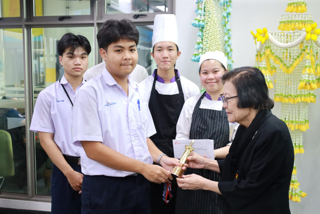 โชว์ศักยภาพหลักสูตรอาหารครบวงจรส่งนักศึกษา ปวส. ฝึกงานโรงแรมหรู 5 ดาวที่เยอรมนี ต่อยอดสู่มาตรฐานวิชาชีพระดับสากลสถาบันเทคโนโลยีจิตรลดา โชว์ศักยภาพหลักสูตรอาหารครบวงจรส่งนักศึกษา ปวส. ฝึกงานโรงแรมหรู 5 ดาวที่เยอรมนี ต่อยอดสู่มาตรฐานวิชาชีพระดับสากลสถาบันเทคโนโลยีจิตรลดา — 16 มิถุนายน 2026 — สถาบันเทคโนโลยีจิตรลดา CDTI