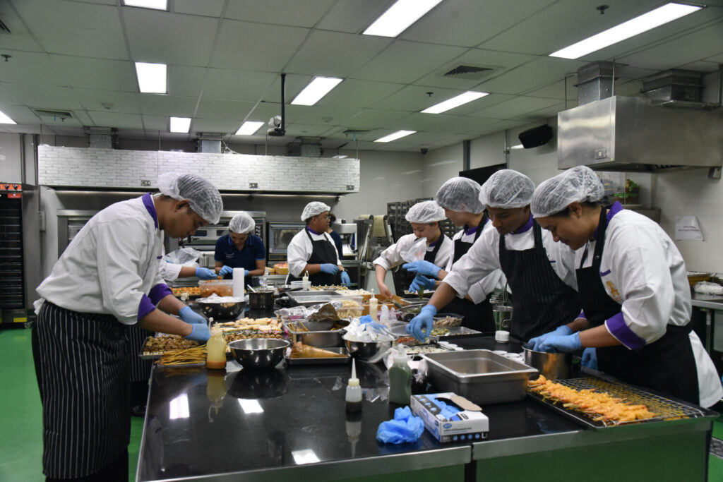 สจด. ร่วมจัดเลี้ยงรับรองงานการแสดงเฉลิมพระเกียรติ“Edelweiss: พราวพร่างกลางดวงใจ” ถ่ายทอดพระมหากรุณาธิคุณผ่านอาหารไทยร่วมสมัย &mdash; 12 มิถุนายน 2026 &mdash; สถาบันเทคโนโลยีจิตรลดา CDTI