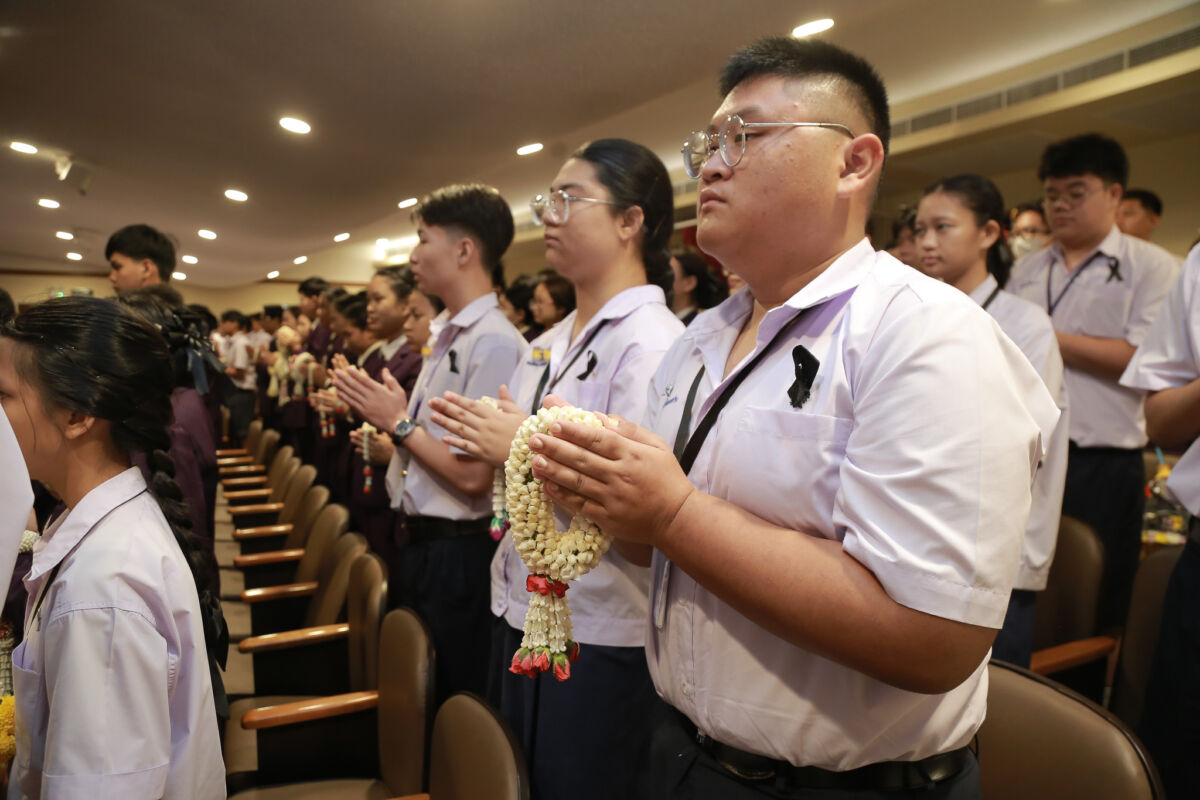 สจด. จัดพิธีไหว้ครู และพิธีรับพระราชทานรางวัลเรียนดี รางวัลการแข่งขันทักษะวิชาชีพ มอบเกียรติบัตรคณะกรรมการนักเรียน และเกียรติบัตรฝ่ายกิจการนักเรียน นักศึกษา ประจำปีการศึกษา 2569 สจด. จัดพิธีไหว้ครู และพิธีรับพระราชทานรางวัลเรียนดี รางวัลการแข่งขันทักษะวิชาชีพ มอบเกียรติบัตรคณะกรรมการนักเรียน และเกียรติบัตรฝ่ายกิจการนักเรียน นักศึกษา ประจำปีการศึกษา 2569 — 13 กรกฎาคม 2026 — สถาบันเทคโนโลยีจิตรลดา CDTI