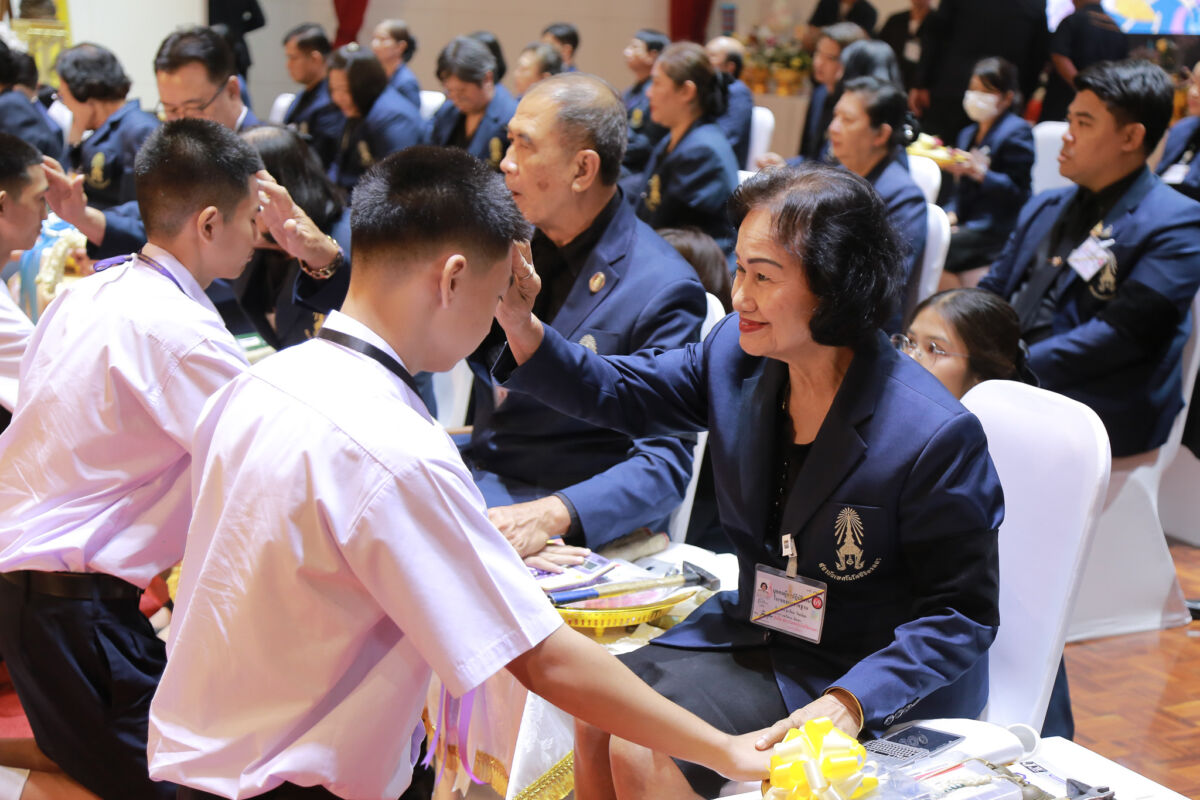 สจด. จัดพิธีไหว้ครู และพิธีรับพระราชทานรางวัลเรียนดี รางวัลการแข่งขันทักษะวิชาชีพ มอบเกียรติบัตรคณะกรรมการนักเรียน และเกียรติบัตรฝ่ายกิจการนักเรียน นักศึกษา ประจำปีการศึกษา 2569 สจด. จัดพิธีไหว้ครู และพิธีรับพระราชทานรางวัลเรียนดี รางวัลการแข่งขันทักษะวิชาชีพ มอบเกียรติบัตรคณะกรรมการนักเรียน และเกียรติบัตรฝ่ายกิจการนักเรียน นักศึกษา ประจำปีการศึกษา 2569 — 13 กรกฎาคม 2026 — สถาบันเทคโนโลยีจิตรลดา CDTI