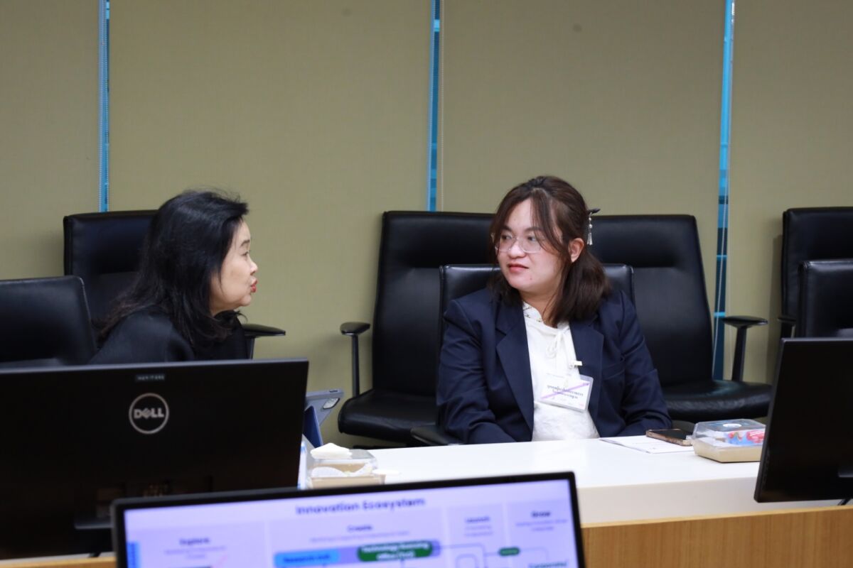 สจด. รับคำปรึกษาเชิงลึกจากผู้ทรงคุณวุฒิ เดินหน้ายกระดับระบบนิเวศนวัตกรรมสู่การใช้ประโยชน์เชิงพาณิชย์ สจด. รับคำปรึกษาเชิงลึกจากผู้ทรงคุณวุฒิ เดินหน้ายกระดับระบบนิเวศนวัตกรรมสู่การใช้ประโยชน์เชิงพาณิชย์ — 6 กรกฎาคม 2026 — สถาบันเทคโนโลยีจิตรลดา CDTI