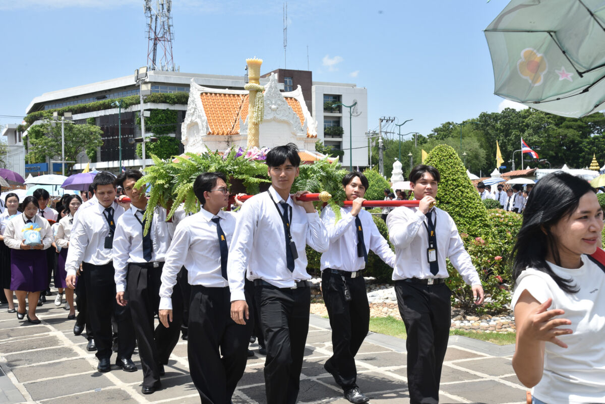 สจด. สืบสานประเพณีไทย จัดพิธีแห่เทียนพรรษาปี 2569 ถวายวัดเบญจมบพิตรดุสิตวนาราม ราชวรวิหาร สจด. สืบสานประเพณีไทย จัดพิธีแห่เทียนพรรษาปี 2569 ถวายวัดเบญจมบพิตรดุสิตวนาราม ราชวรวิหาร — 26 กรกฎาคม 2026 — สถาบันเทคโนโลยีจิตรลดา CDTI