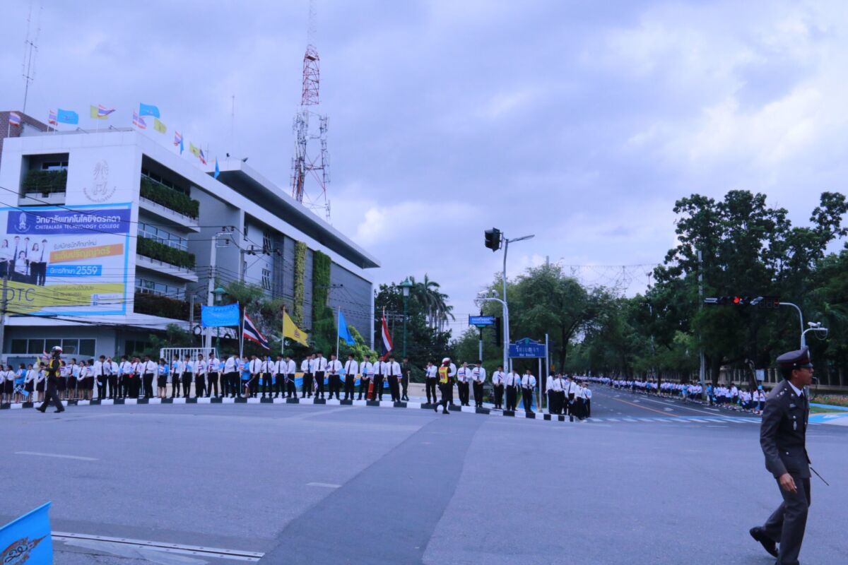 คณะผู้บริหาร คณาจารย์ บุคลากร นักศึกษาและนักเรียน วิทยาลัยเทคโนโลยีจิตรลดาและโรงเรียนจิตรลดา เฝ้าทูลละอองธุลีพระบาทรับเสด็จ สมเด็จพระนางเจ้า ฯ พระบรมราชินีนาถ &mdash; 8 สิงหาคม 2026 &mdash; สถาบันเทคโนโลยีจิตรลดา CDTI