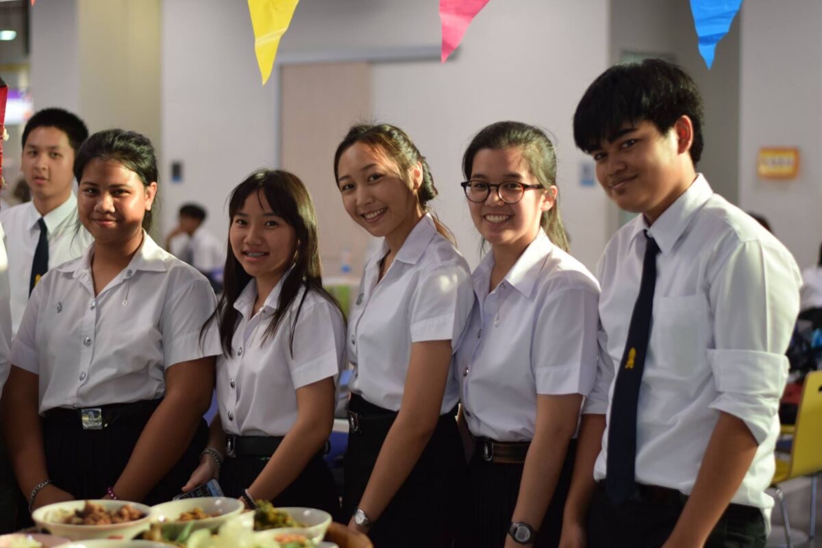 "กิจกรรมโต๊ะยาวกระชับมิตร2559" &mdash; 6 สิงหาคม 2026 &mdash; สถาบันเทคโนโลยีจิตรลดา CDTI